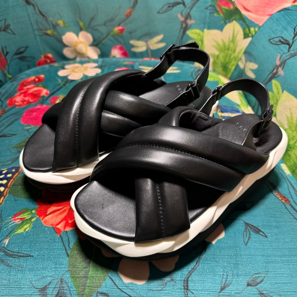 4CCCCEES Cross-Strap Mellow Sandals Black and White Size 39 / 8.5 - Picture 9 of 16